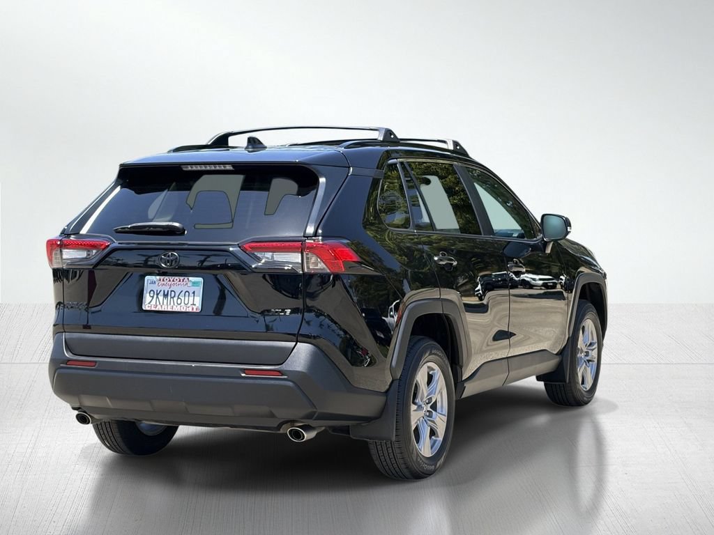Used 2024 Toyota RAV4 XLE w/ Convenience Package FWD image 8