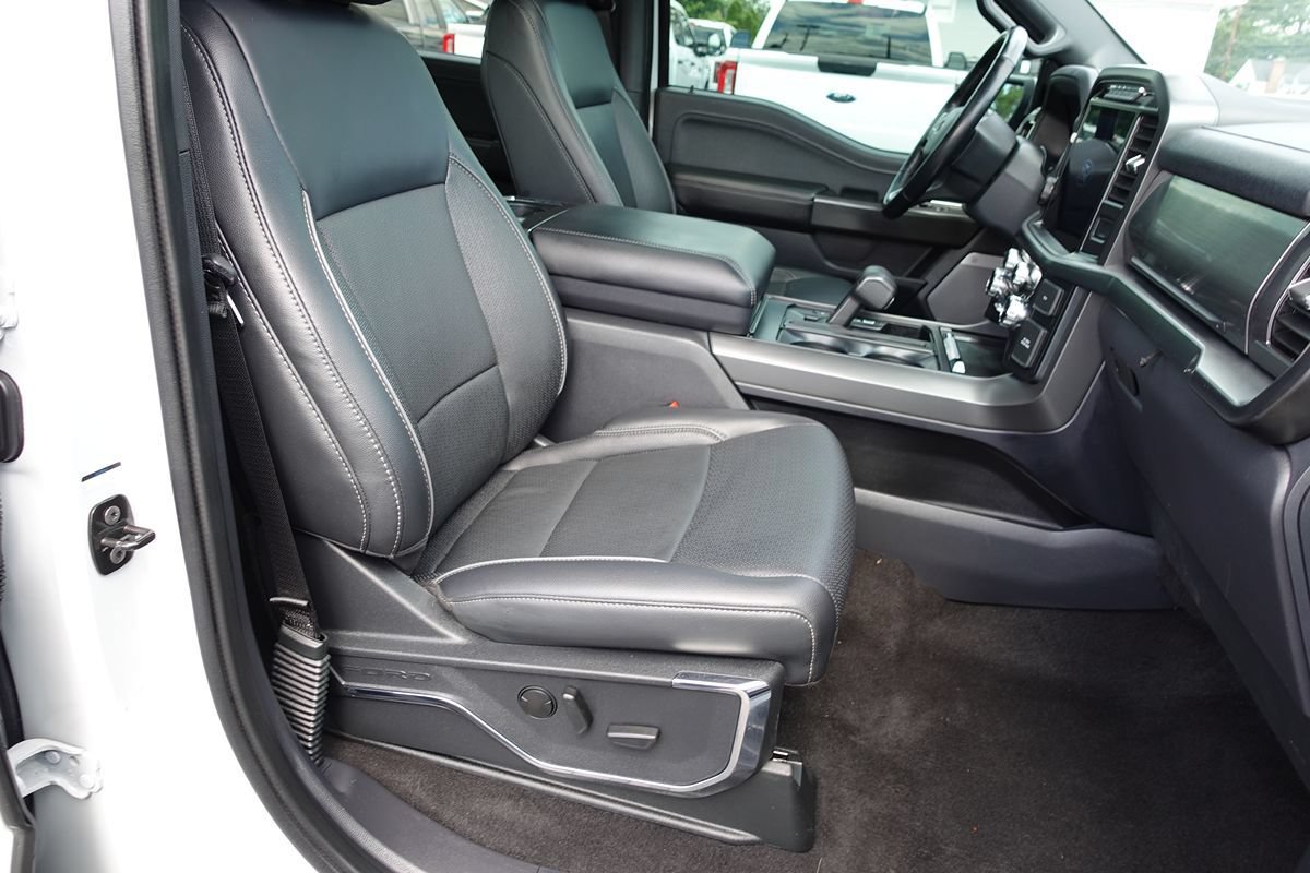 Used 2024 Ford F150 Lariat AWD/4WD image 39