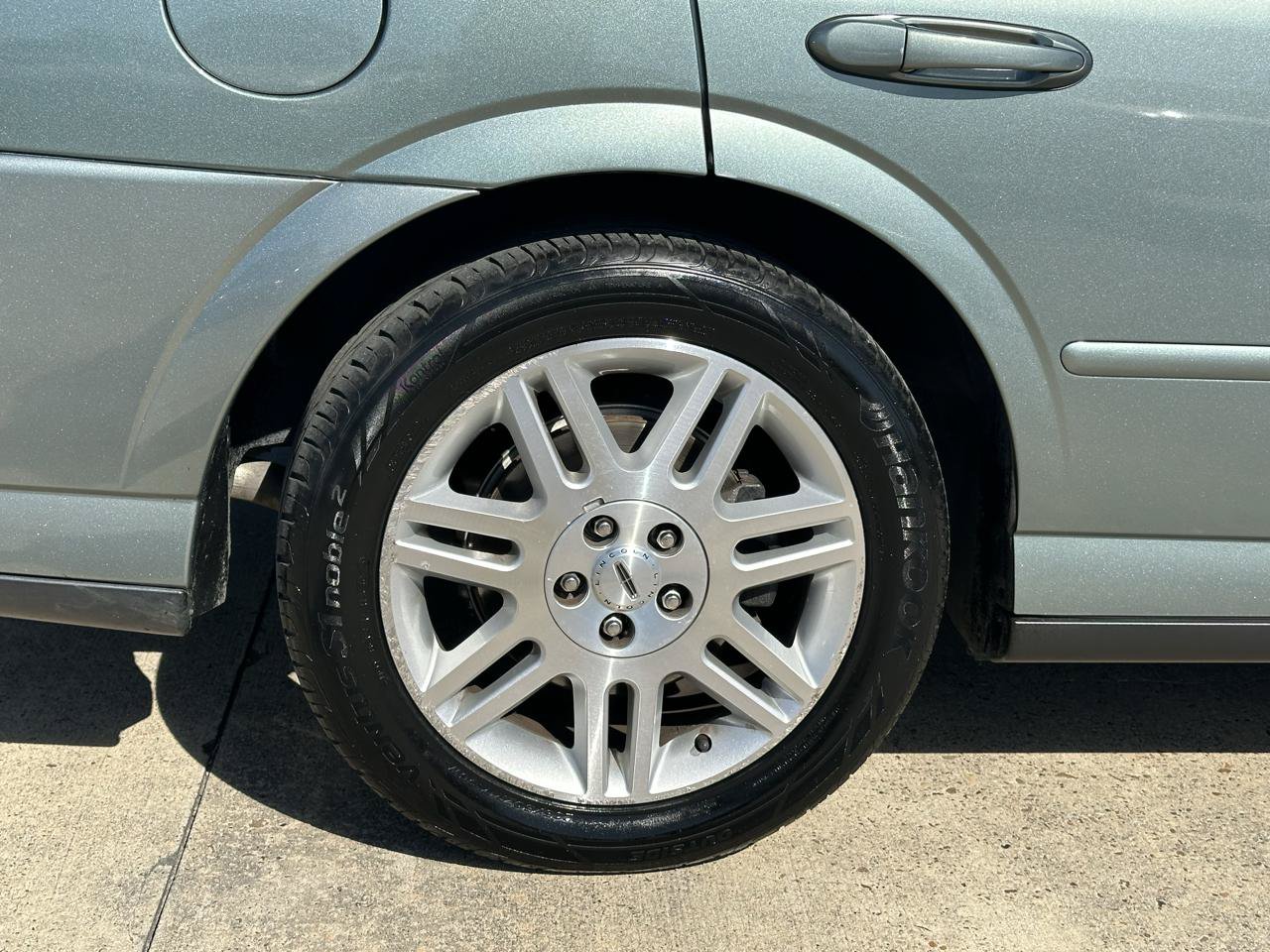 Used 2005 Lincoln LS RWD image 96