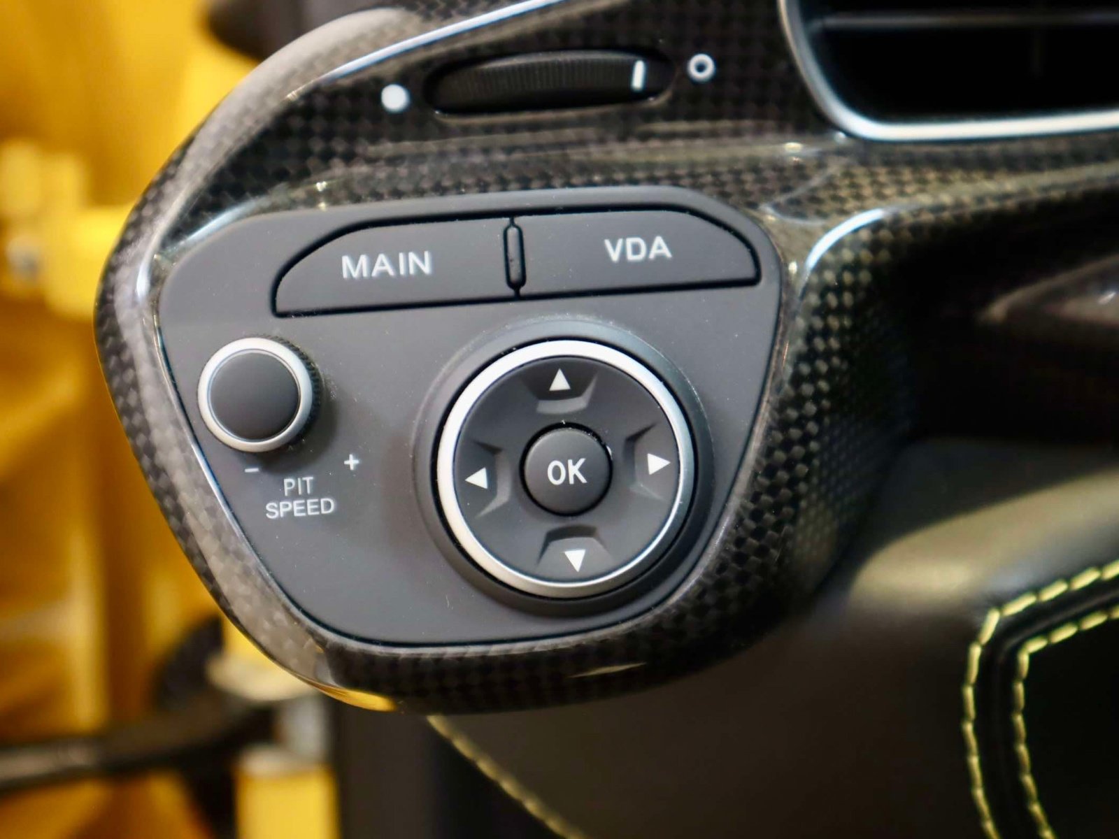 Used 2013 Ferrari 458 Spider RWD image 23