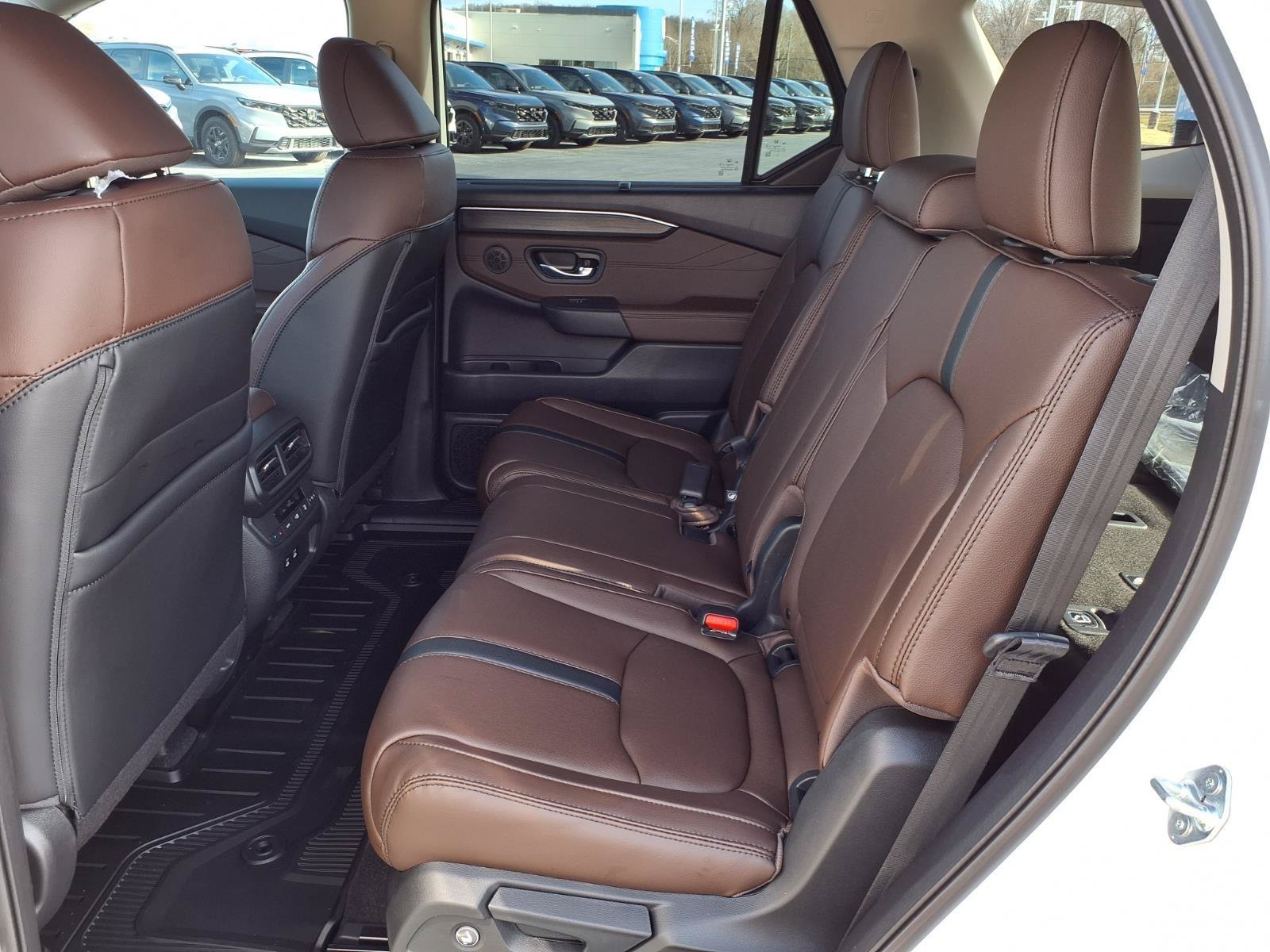 New 2026 Honda Pilot Touring image 12