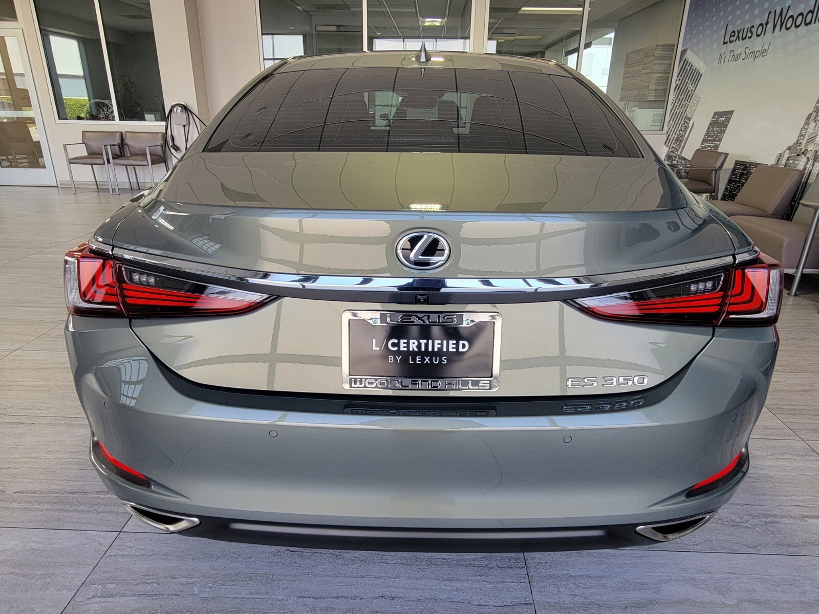Certified 2025 Lexus ES 350 w/ Premium Package image 5