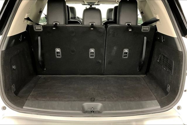 Used 2023 Nissan Pathfinder Platinum image 43