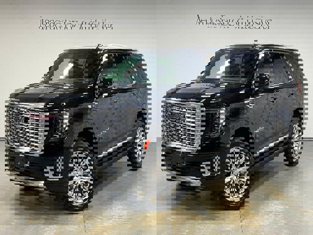 Used 2023 GMC Yukon Denali w/ LPO, Floor Liner Package