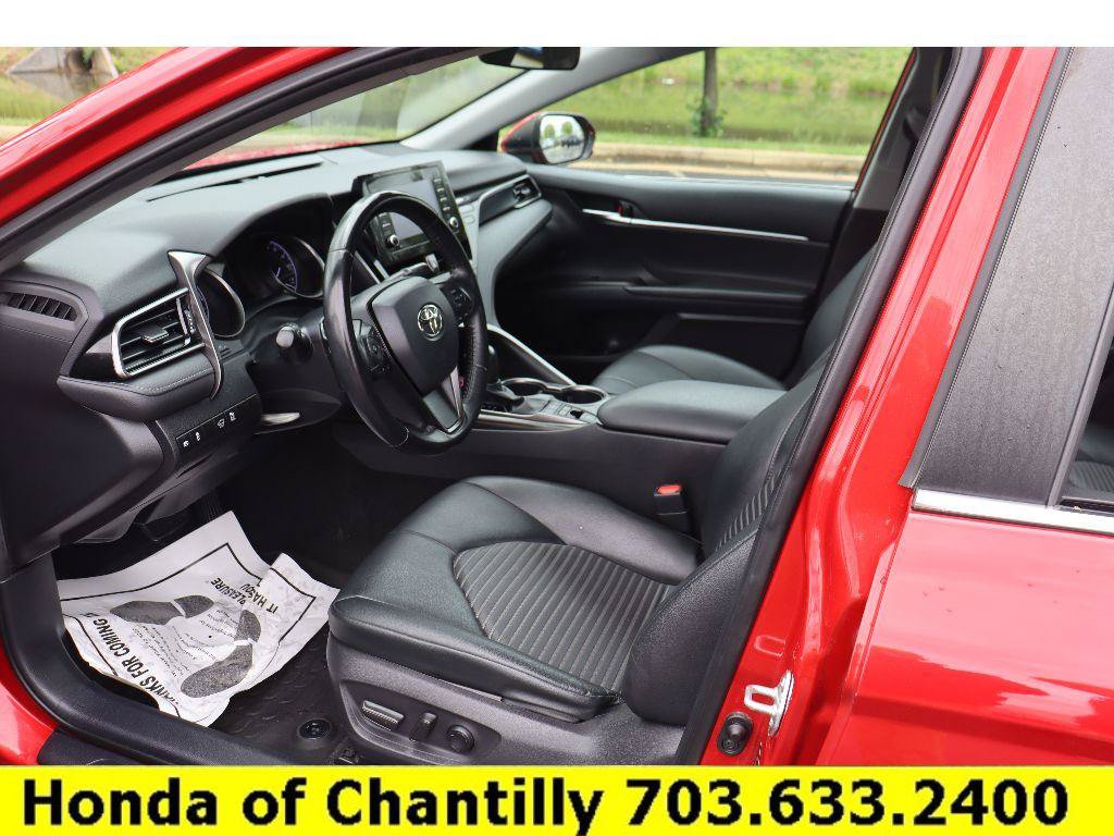 Used 2021 Toyota Camry SE FWD image 21