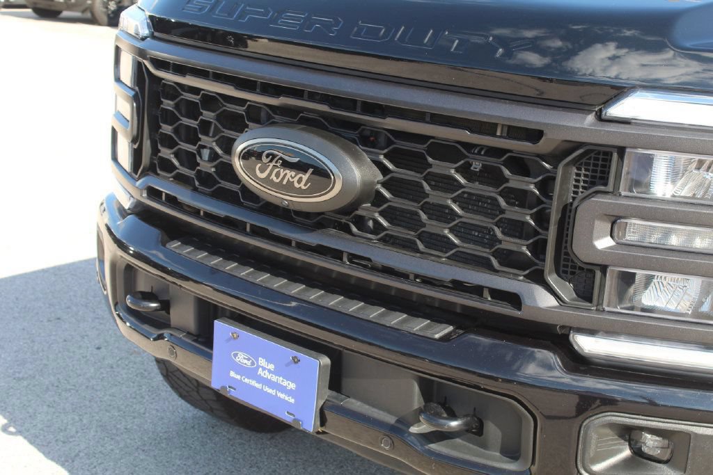 Used 2024 Ford F250 Lariat w/ Lariat Ultimate Package AWD/4WD image 7