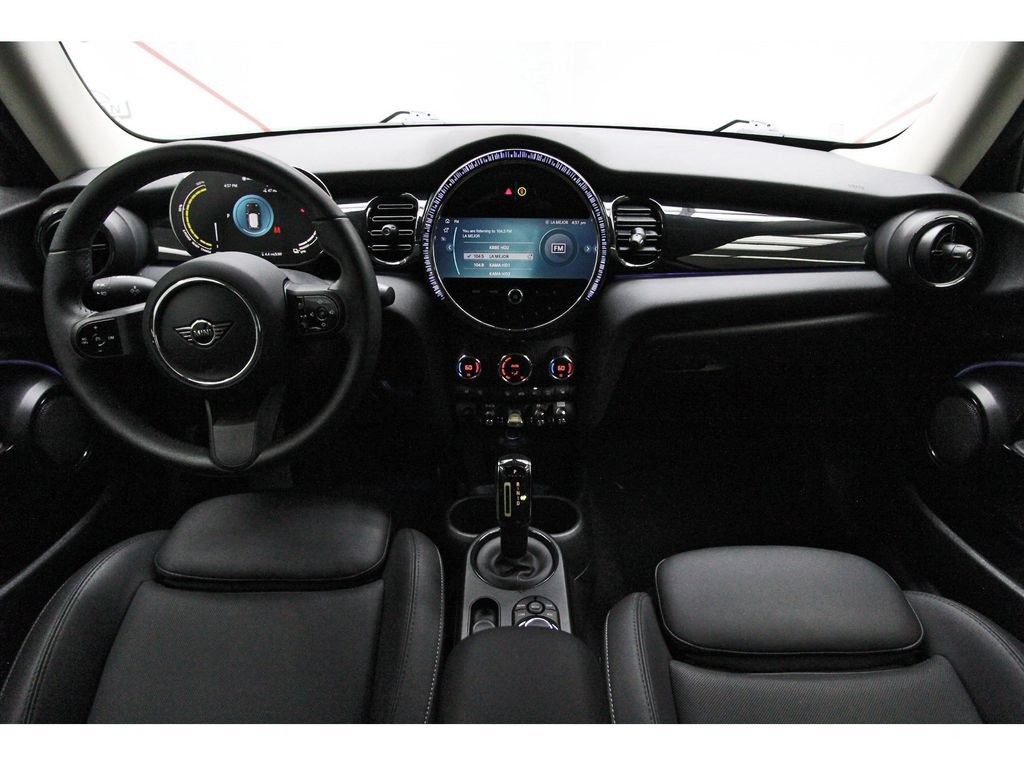 Used 2023 MINI Cooper SE FWD image 9