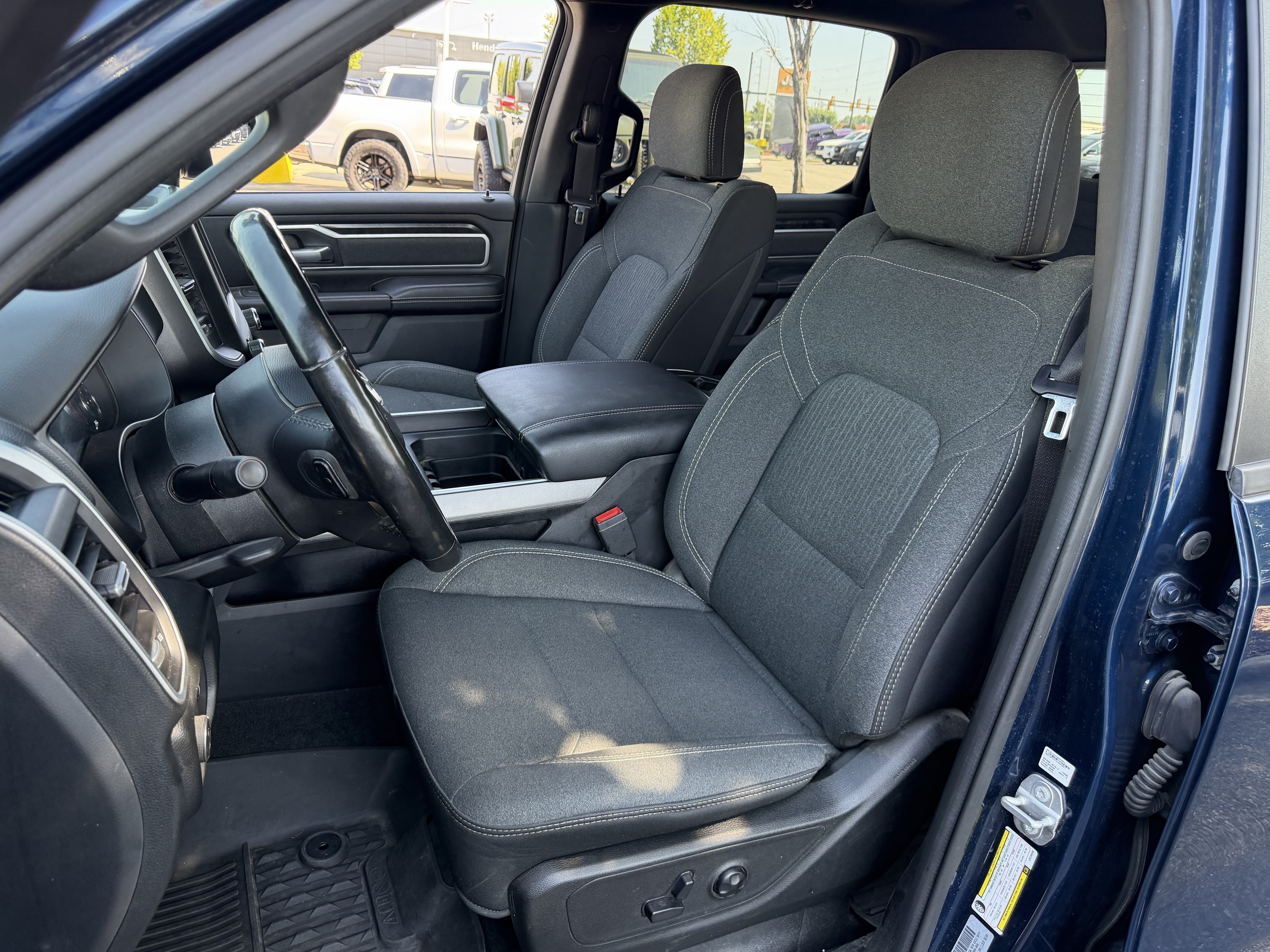 Used 2020 RAM 1500 Big Horn AWD/4WD image 16