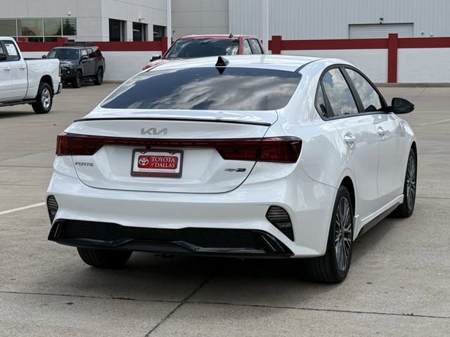Used 2024 Kia Forte GT-Line w/ GT-Line Premium Package FWD image 4
