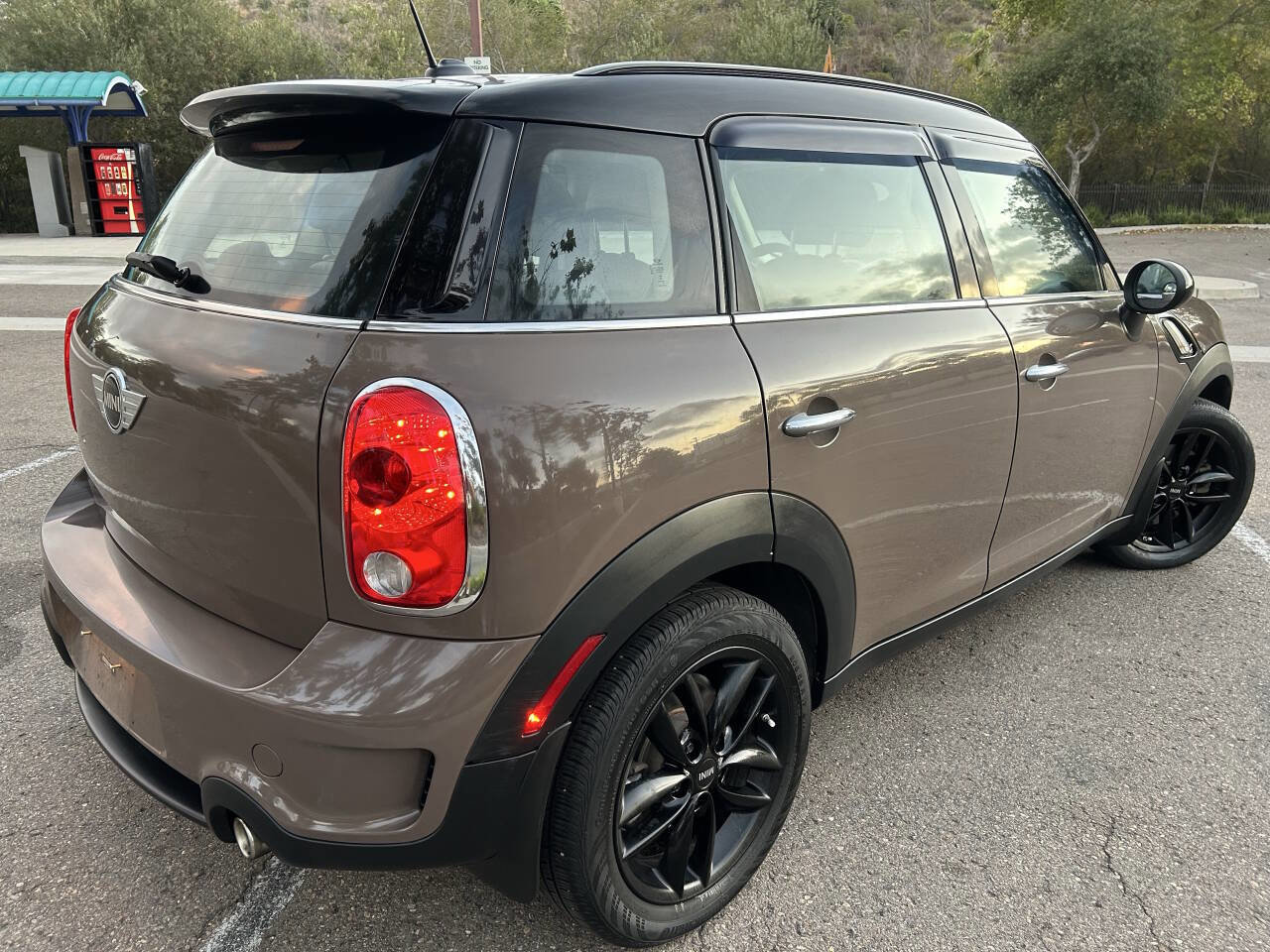 Used 2015 MINI Cooper Countryman S w/ Technology Package image 27