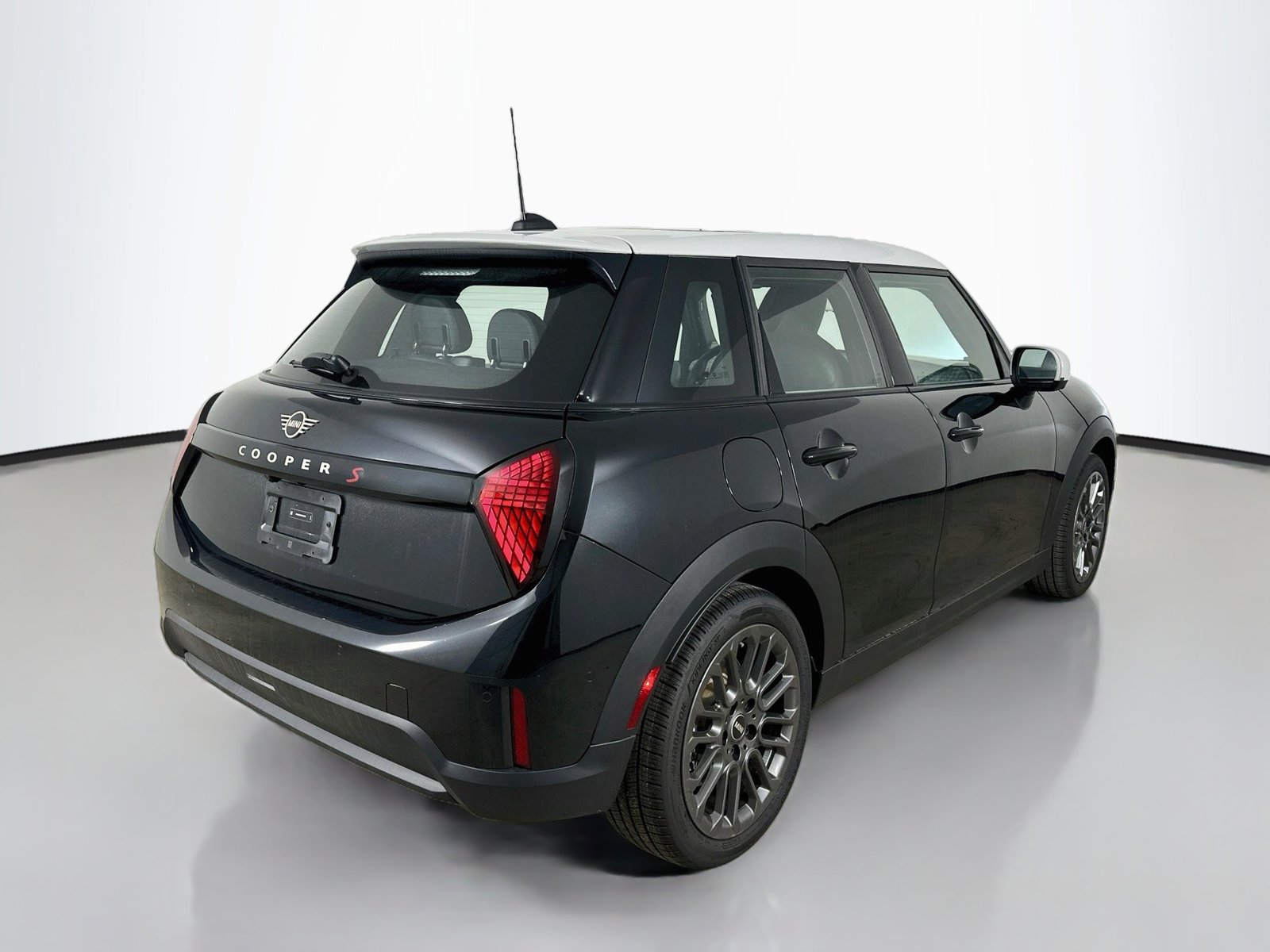 New 2026 MINI Cooper S FWD image 5