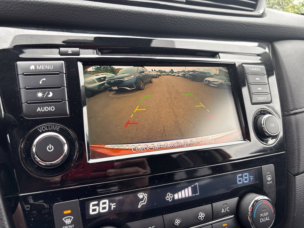 Used 2020 Nissan Rogue SV AWD/4WD image 25