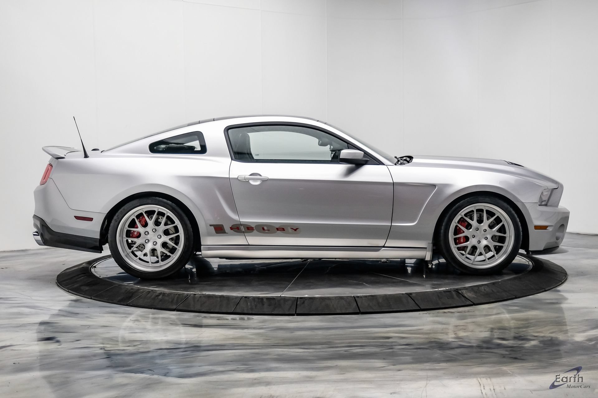 Used 2012 Ford Mustang Shelby GT500 w/ SVT Performance Pkg RWD image 24