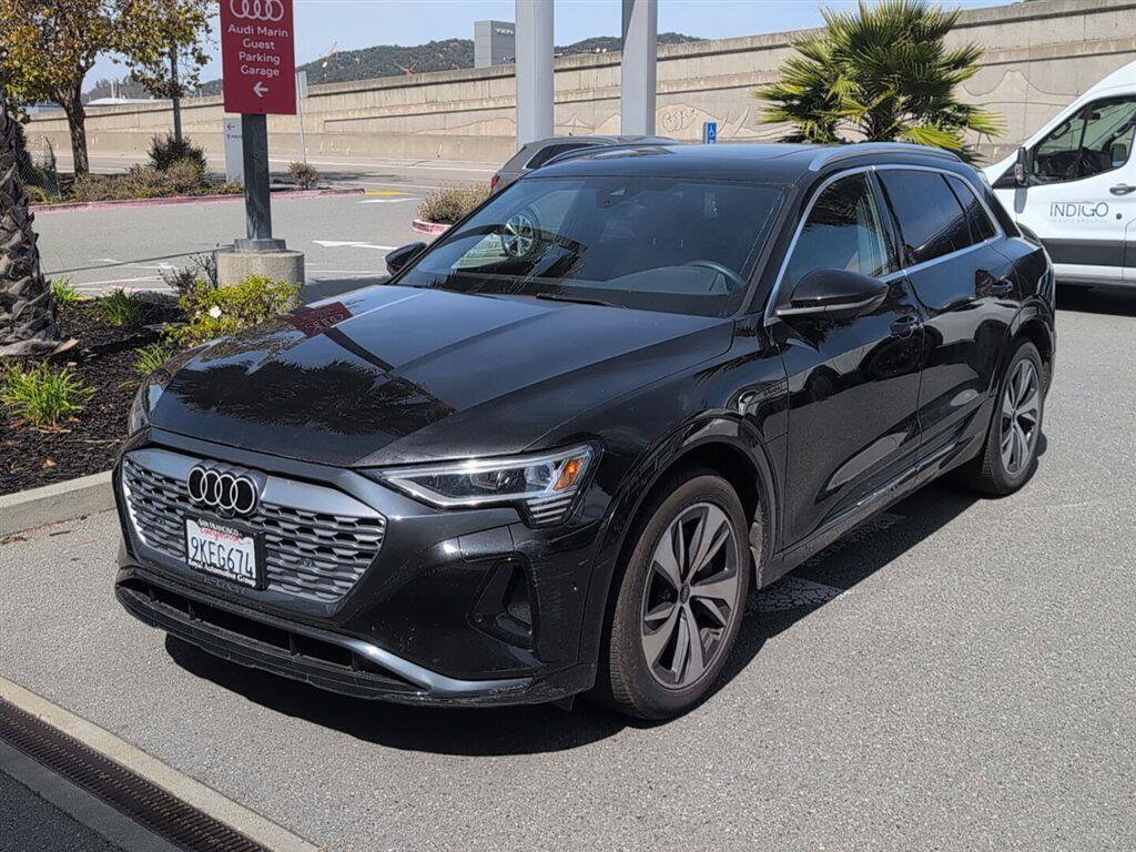 Used 2024 Audi Q8 e-tron Premium Plus w/ Premium Plus Package AWD/4WD image 1