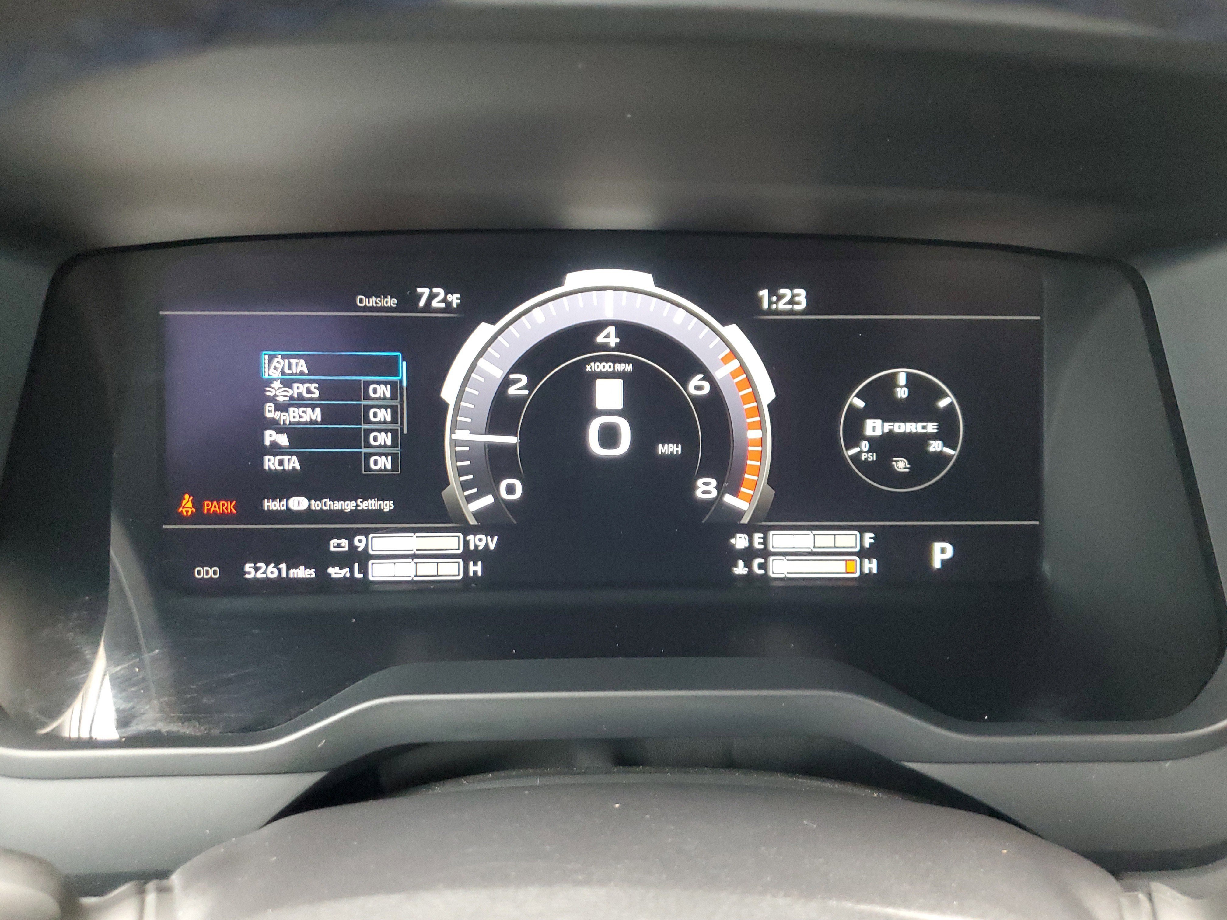 Used 2025 Toyota Tundra Platinum image 25