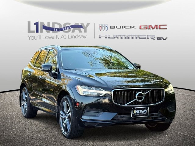 Used 2019 Volvo XC60 T5 Momentum w/ Multimedia Package