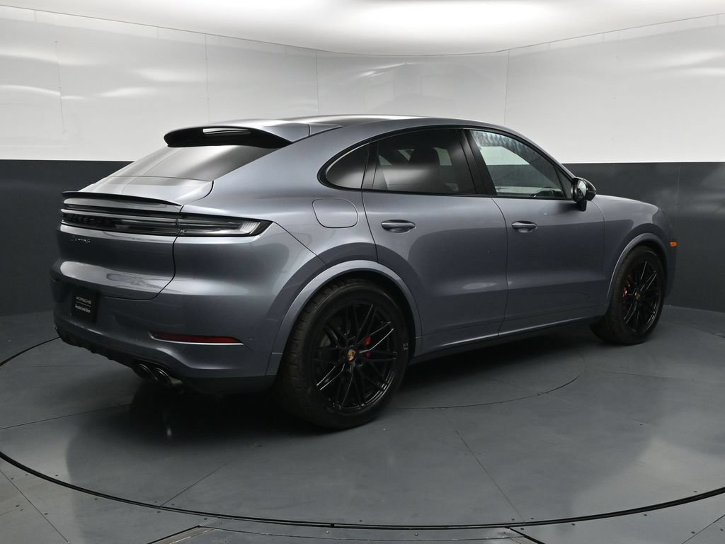 New 2026 Porsche Cayenne S AWD/4WD image 11