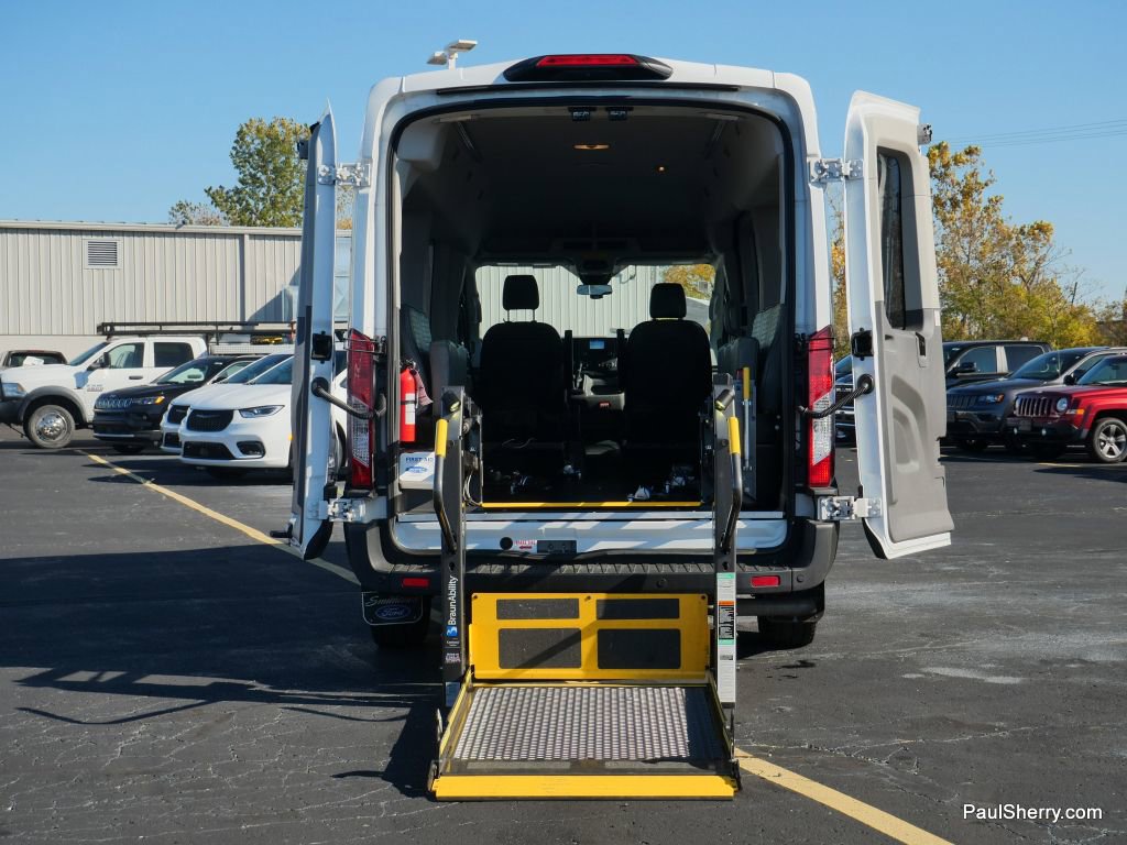 Used 2020 Ford Transit 350 XL image 8