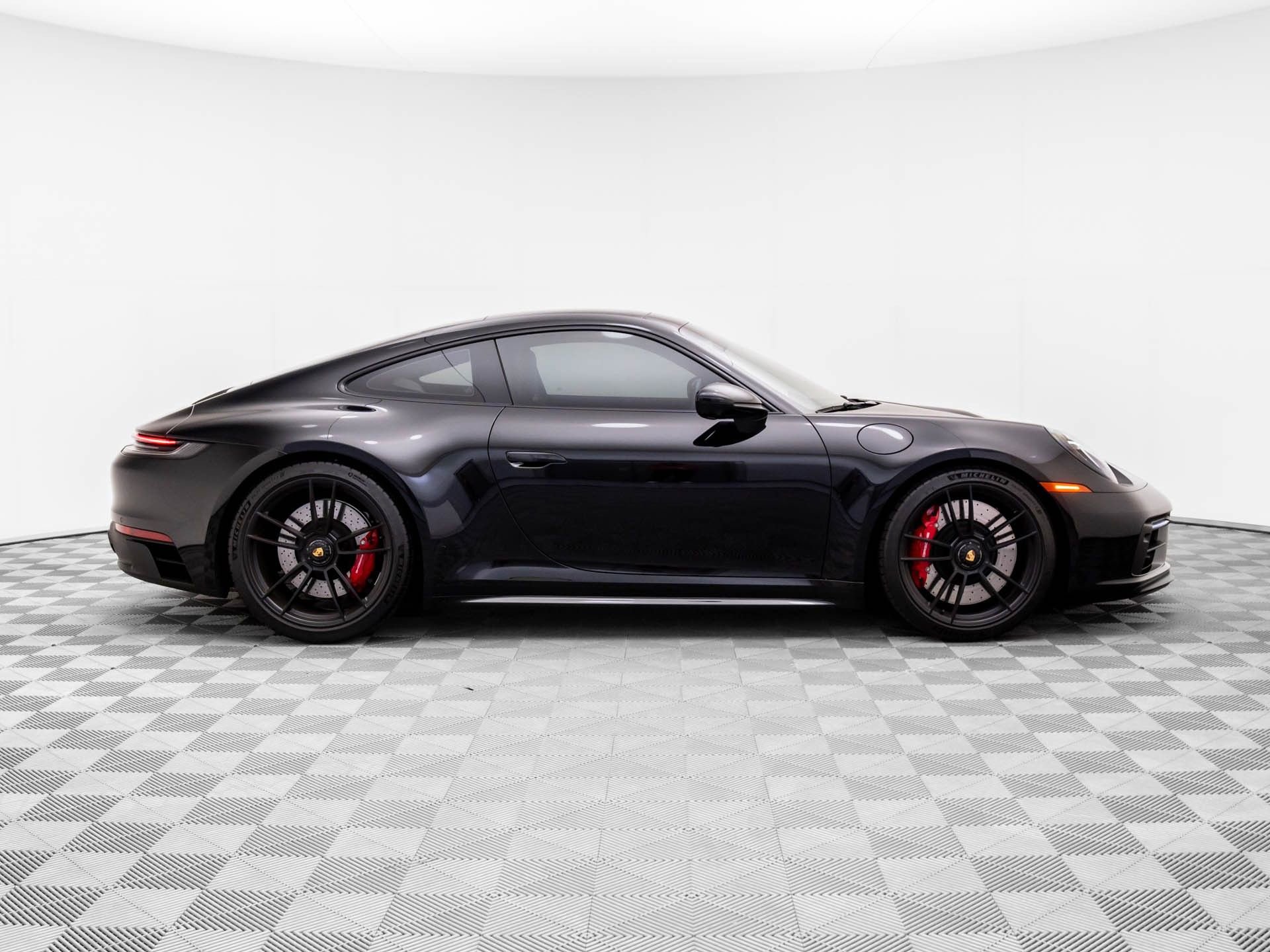 Used 2023 Porsche 911 Carrera GTS image 7