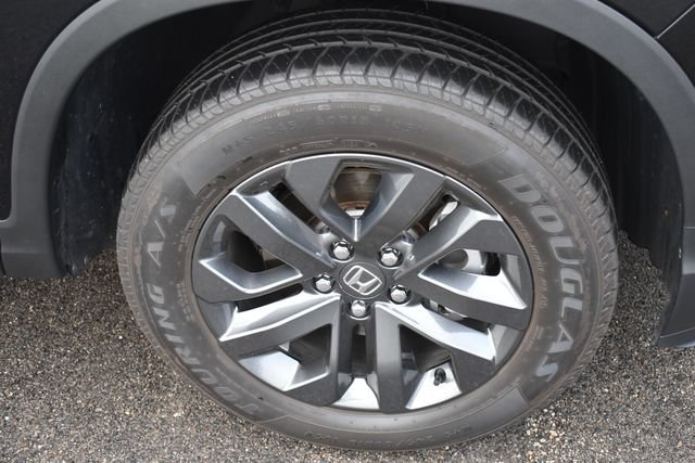 Used 2024 Honda Ridgeline Sport image 11
