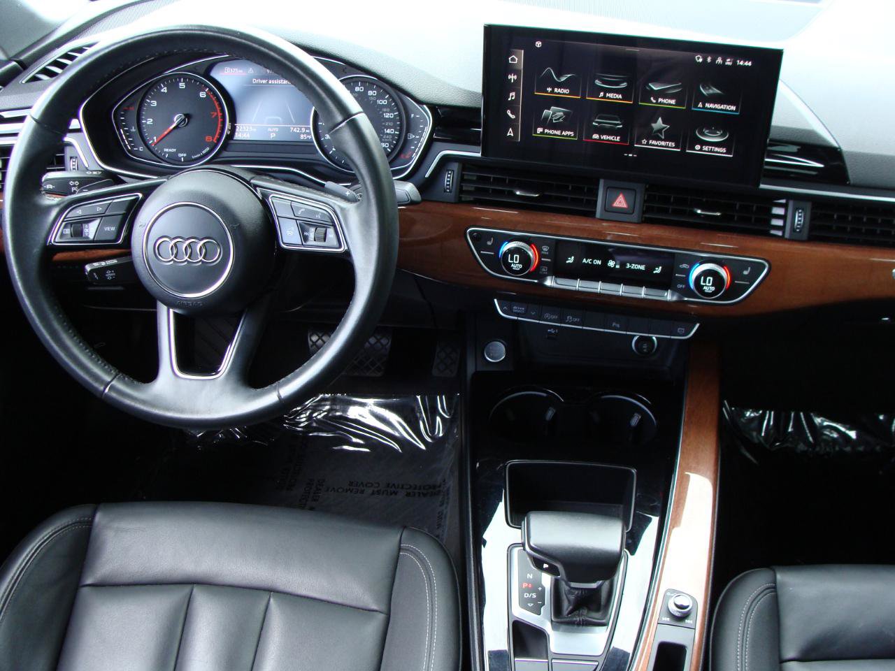 Used 2021 Audi A4 2.0T Premium w/ Convenience Package AWD/4WD image 9