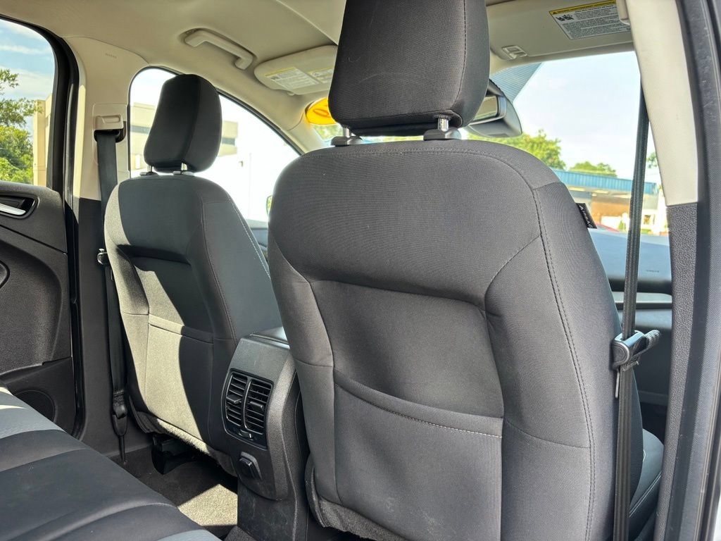 Used 2019 Ford Escape SE AWD/4WD image 25