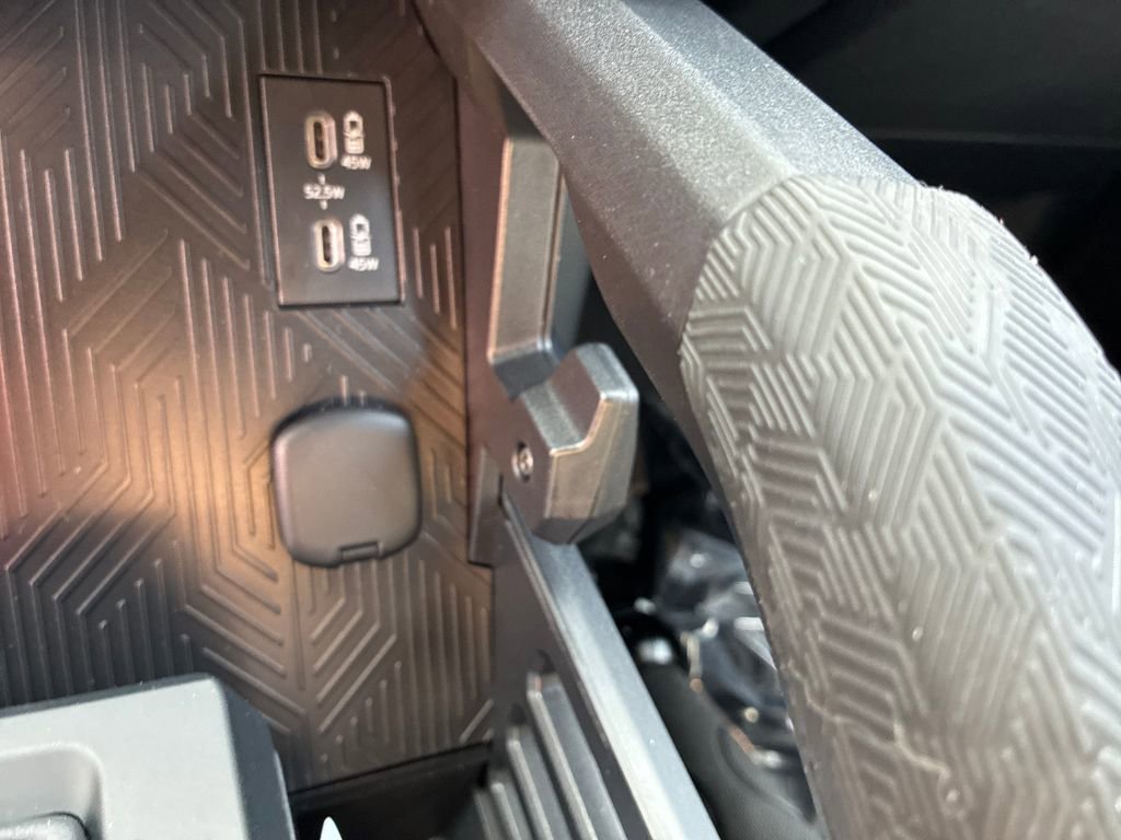 New 2026 Toyota Tacoma SR5 image 40