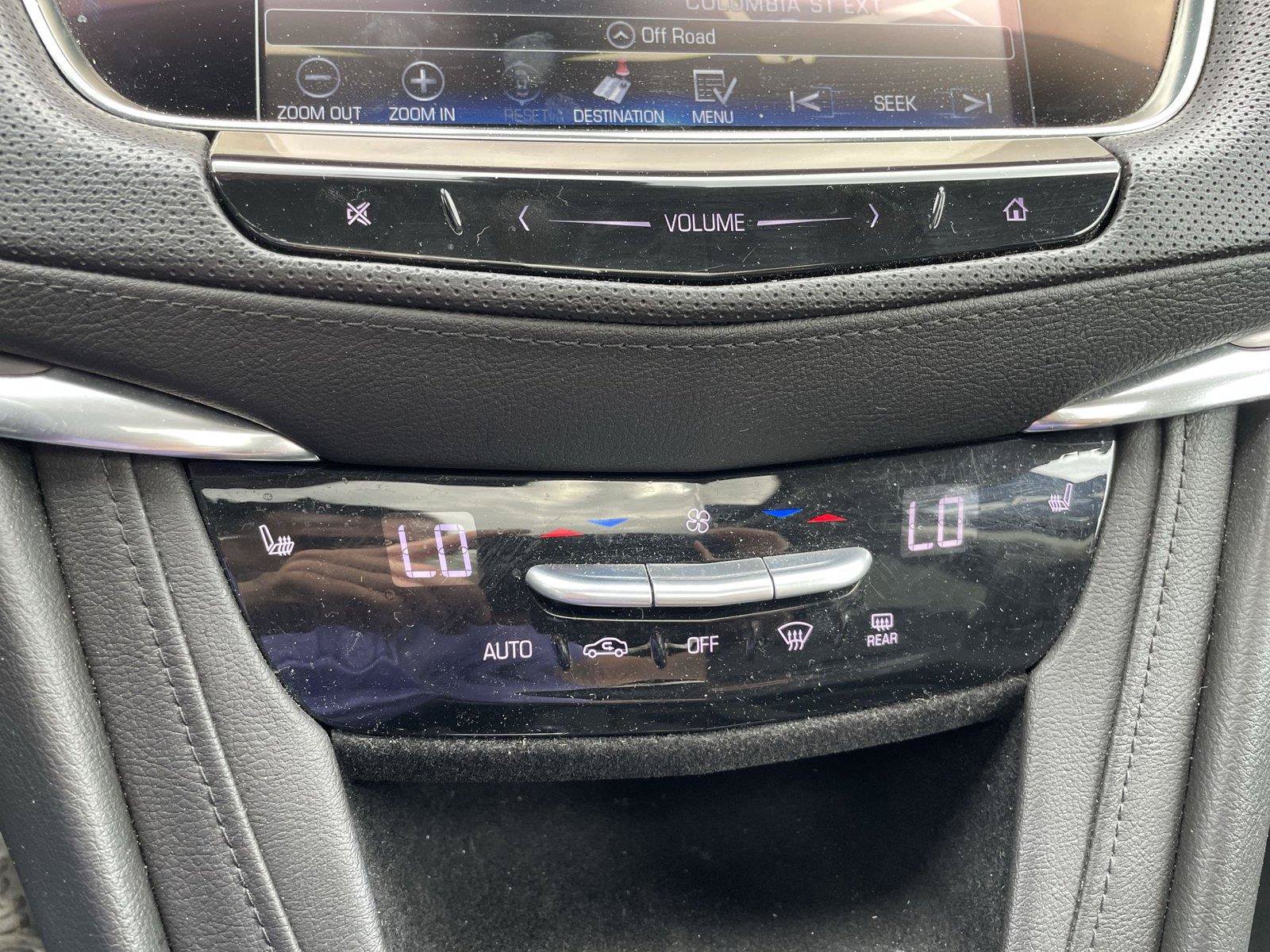 Used 2017 Cadillac XT5 Luxury w/ Driver Awareness Package AWD/4WD image 20