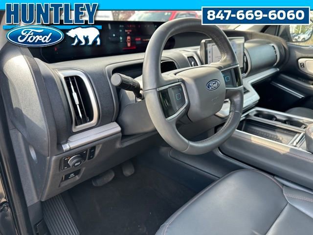 Used 2025 Ford Expedition Max Active image 26