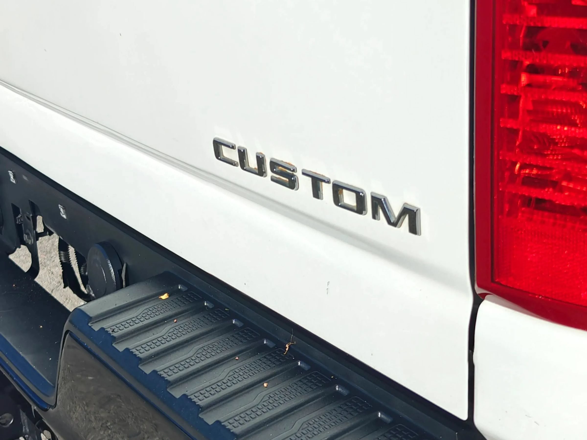 Used 2022 Chevrolet Silverado 2500 Custom w/ Custom Value Package AWD/4WD image 41