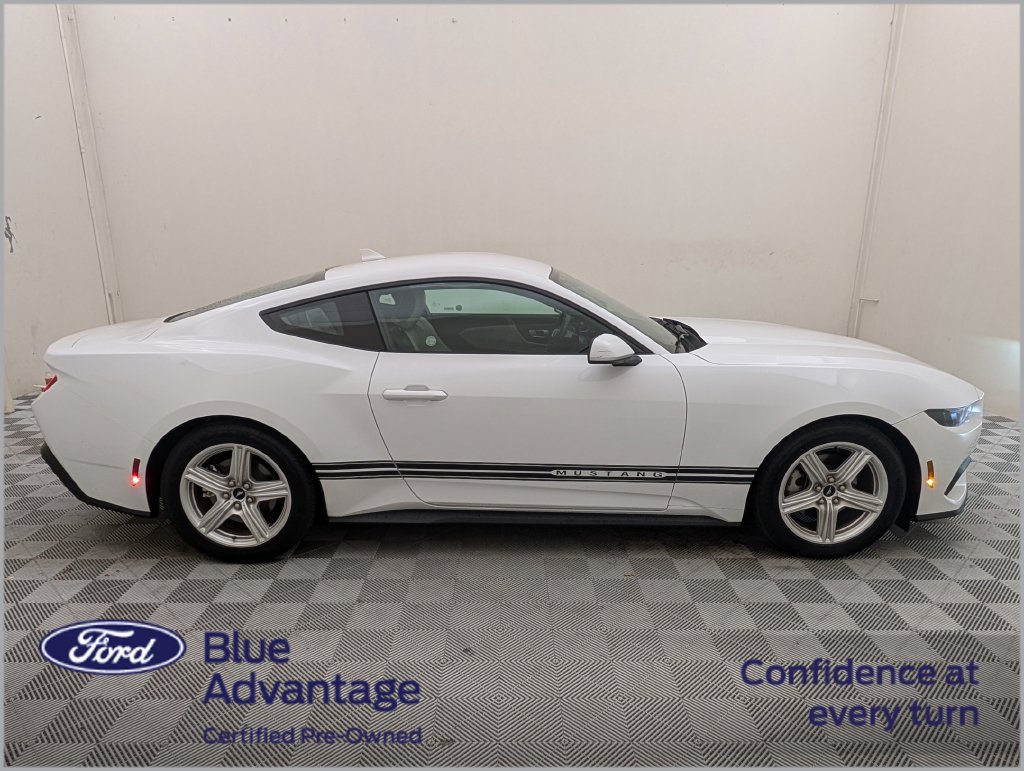 Used 2026 Ford Mustang Premium RWD image 2