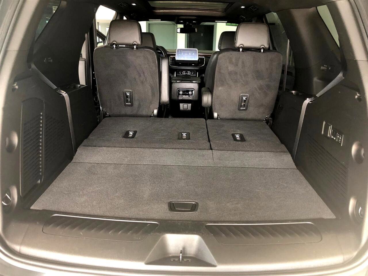 Used 2022 Chevrolet Tahoe LT w/ LT Signature Plus Package image 13