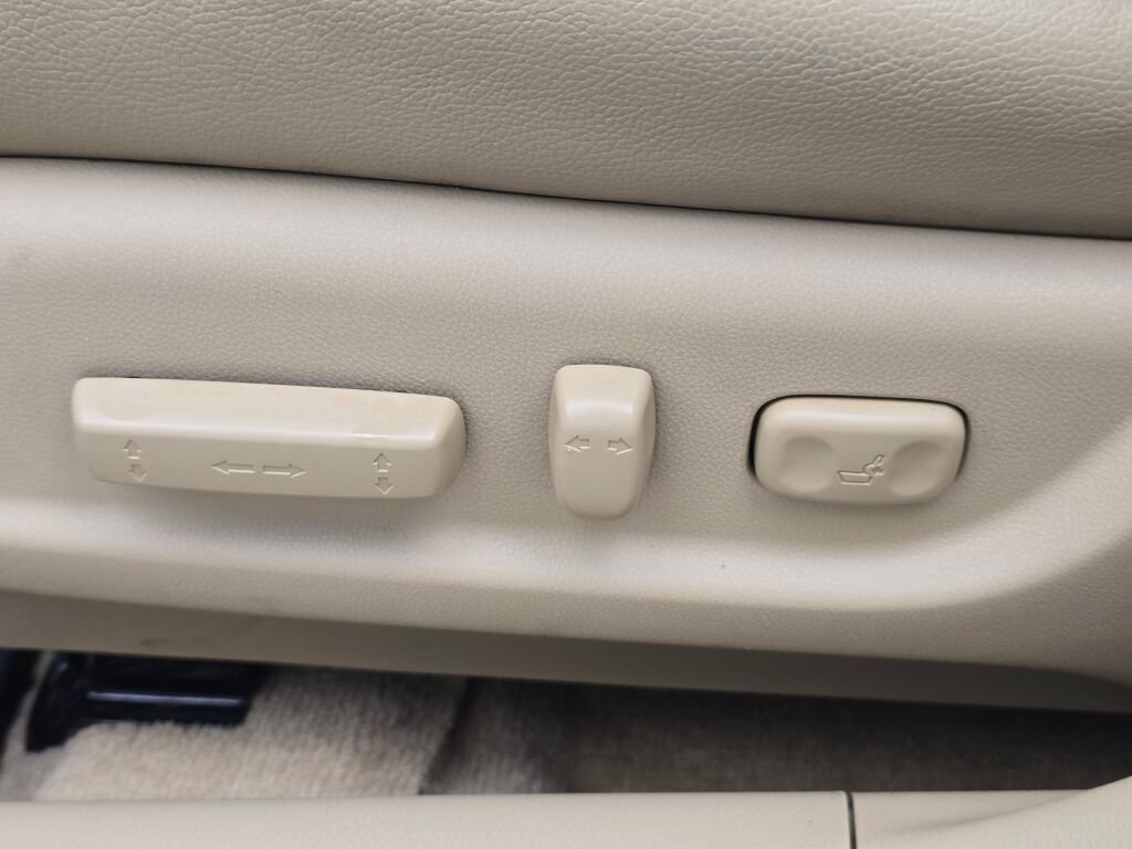 Used 2012 Honda Accord EX-L image 21