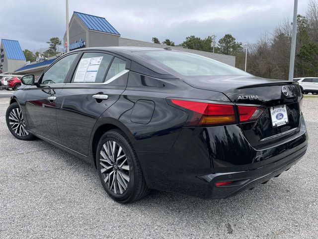 Used 2025 Nissan Altima 2.5 SV image 5