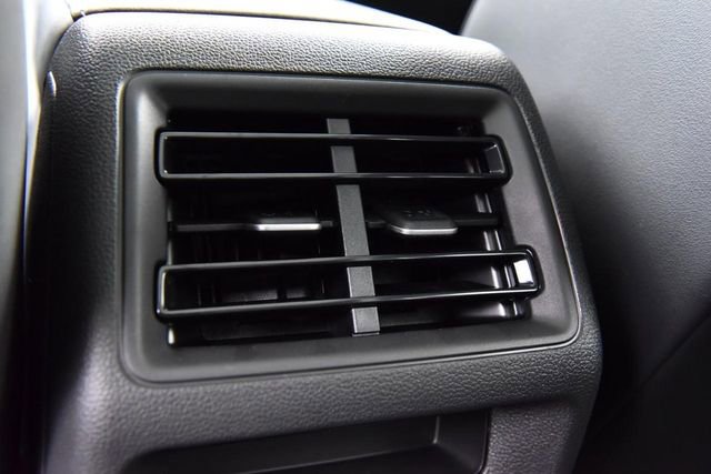 New 2026 Volkswagen Tiguan SE image 17