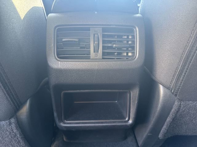 Used 2023 Nissan Rogue S image 21