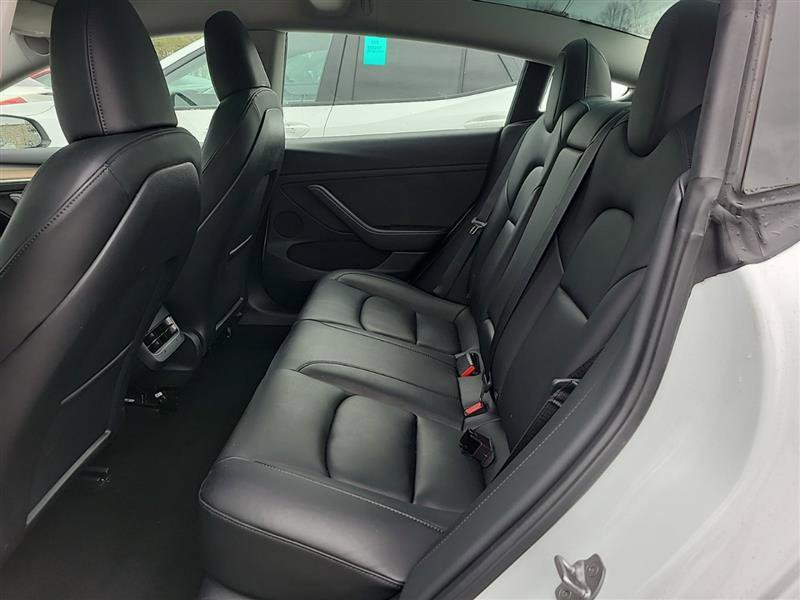 Used 2023 Tesla Model 3 Standard Range RWD image 5