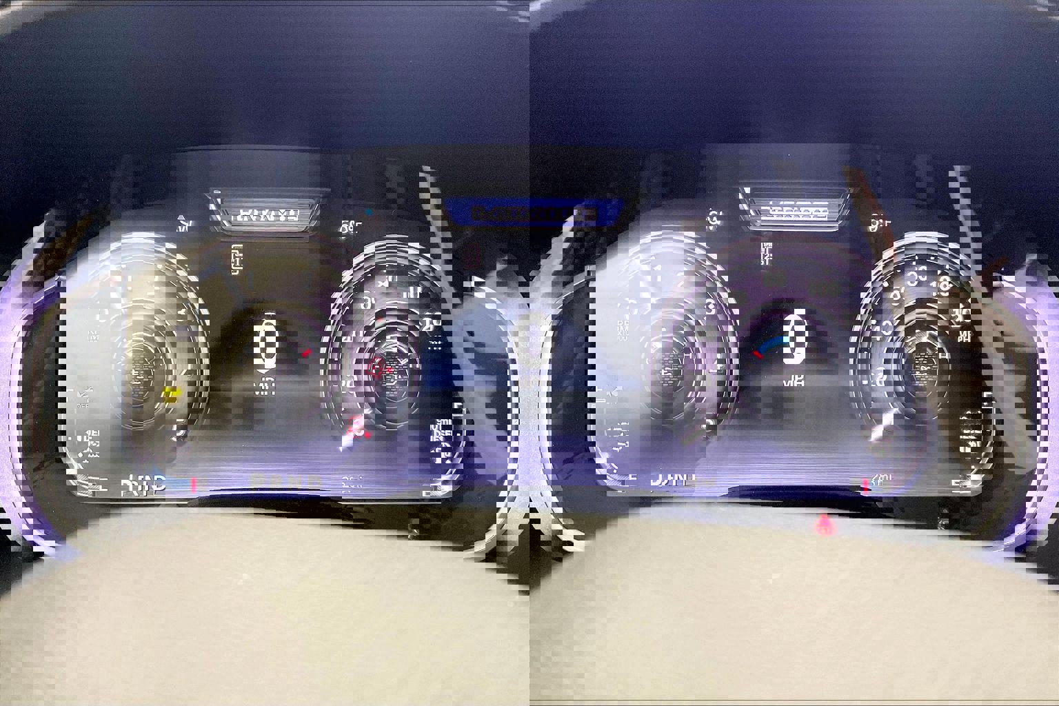 New 2026 RAM 3500 Laramie AWD/4WD image 19