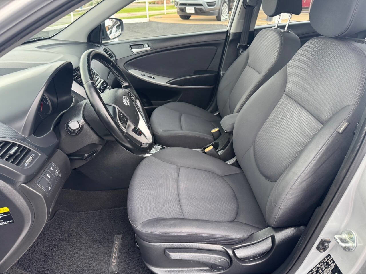 Used 2016 Hyundai Accent Sport image 16