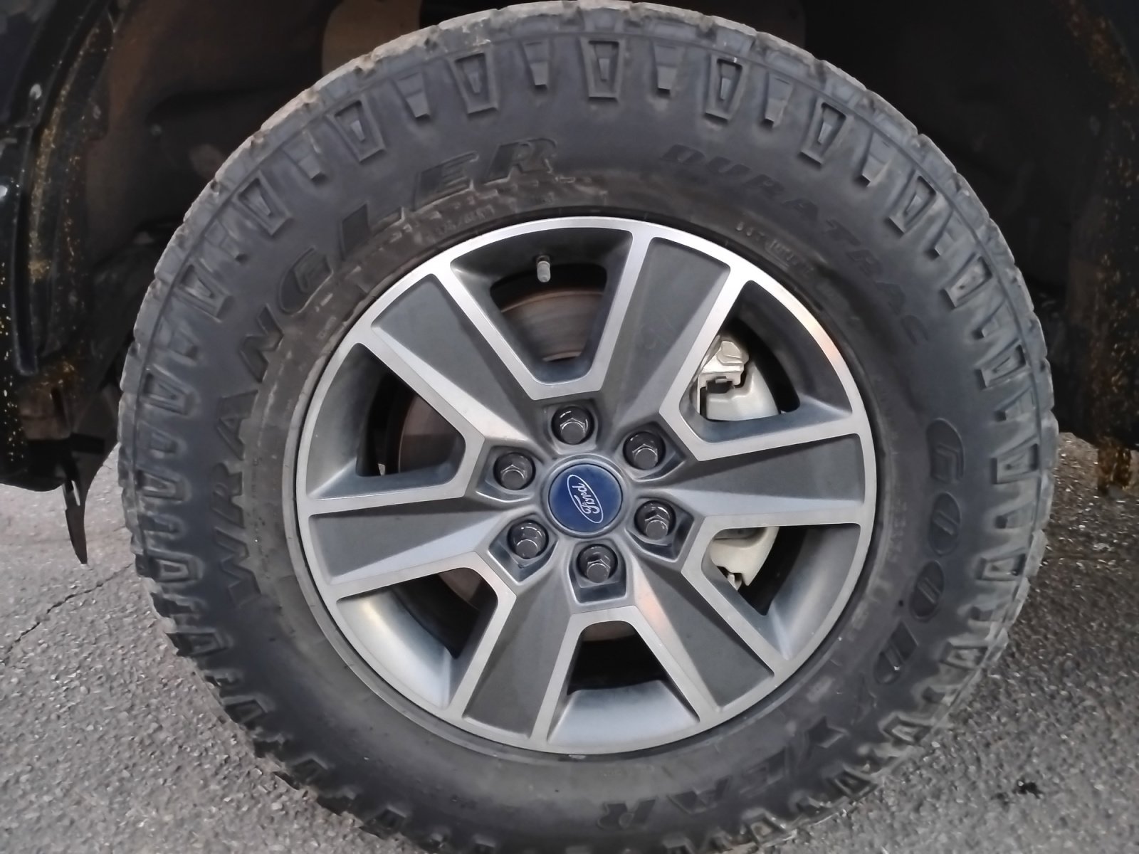 Used 2016 Ford F150 XLT w/ Equipment Group 301A Mid image 11