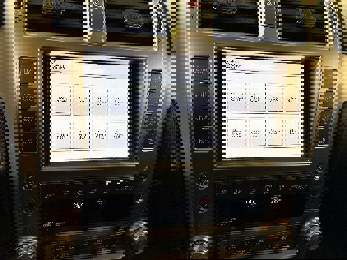 Used 2012 Lexus GX 460 Premium image 33