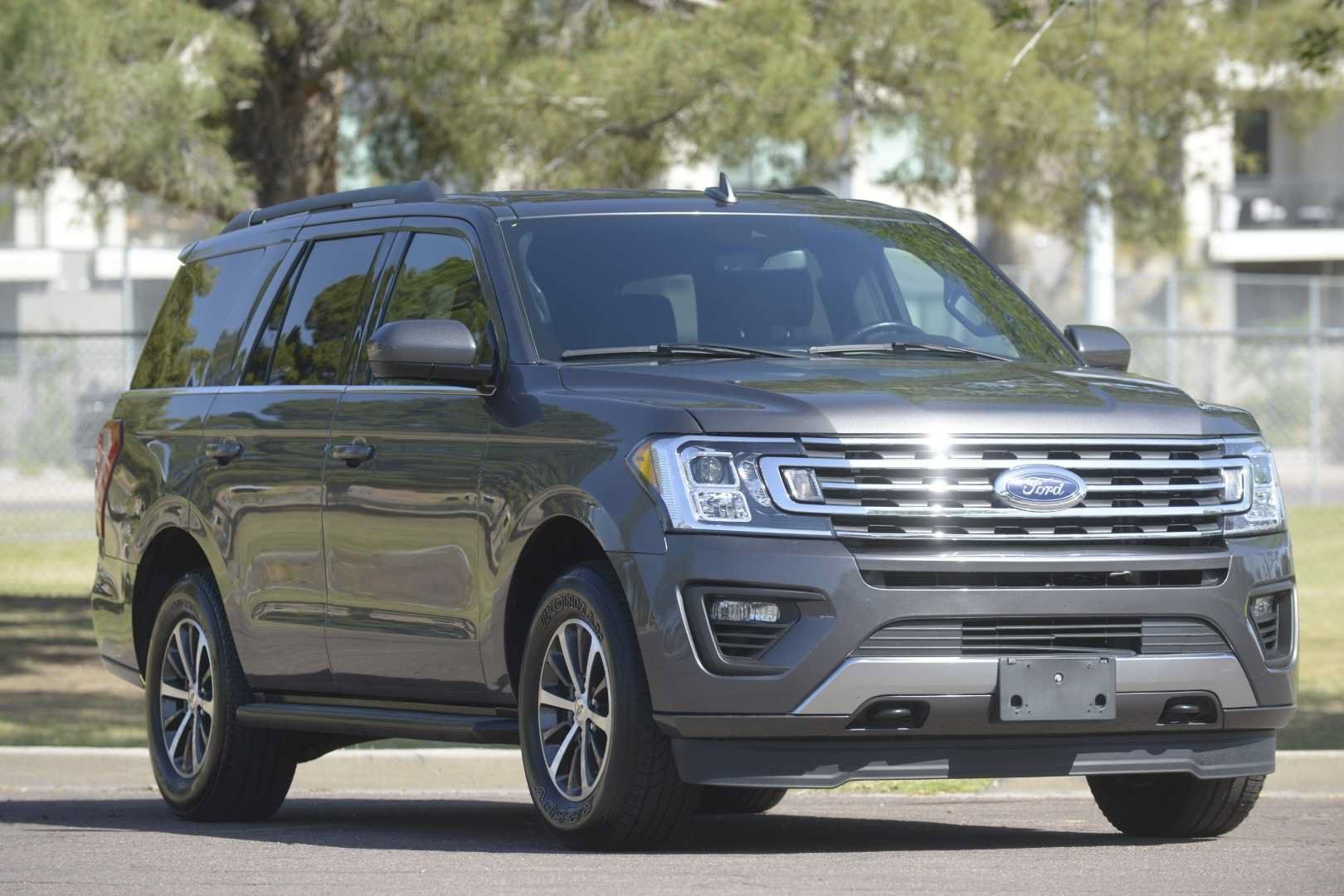 Used 2021 Ford Expedition XLT AWD/4WD image 4
