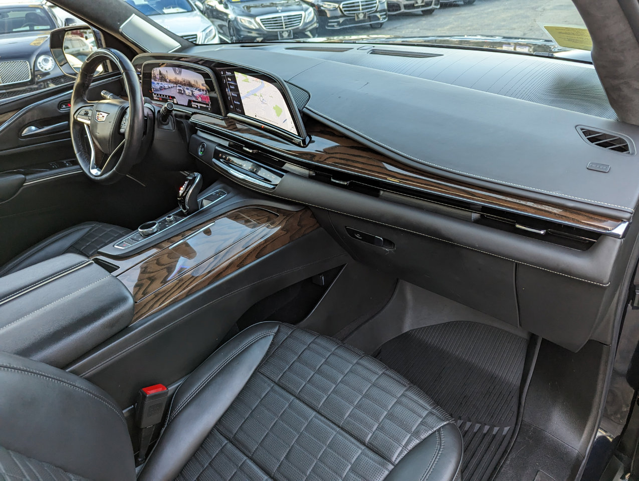 Used 2023 Cadillac Escalade Sport Platinum w/ LPO, Floor Liner Package image 31