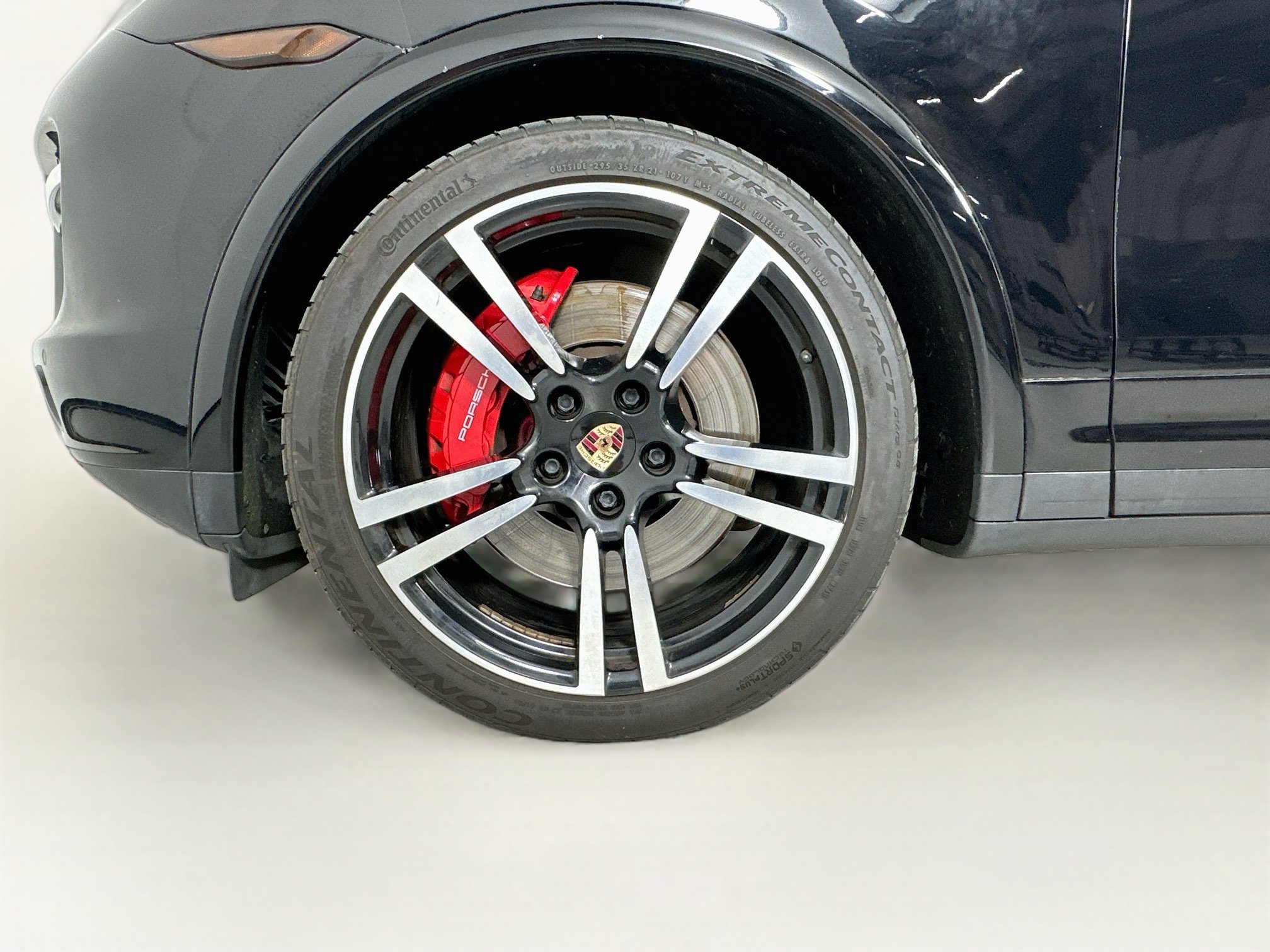 Used 2014 Porsche Cayenne Turbo S AWD/4WD image 17