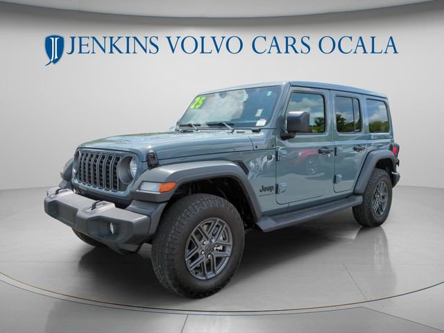 Used 2025 Jeep Wrangler Sport S image 7