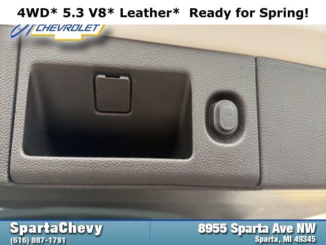 Used 2018 Chevrolet Suburban LT w/ Luxury Package image 13