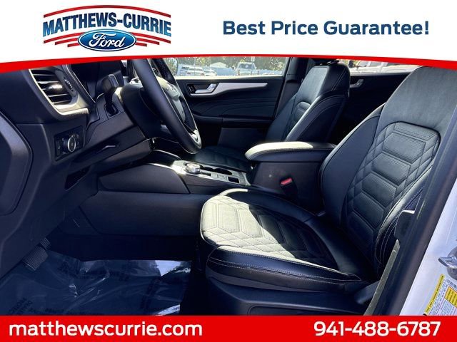 Certified 2023 Ford Escape Platinum w/ Premium Technology Package AWD/4WD image 9