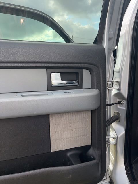 Used 2012 Ford F150 XLT w/ XLT Chrome Pkg image 33