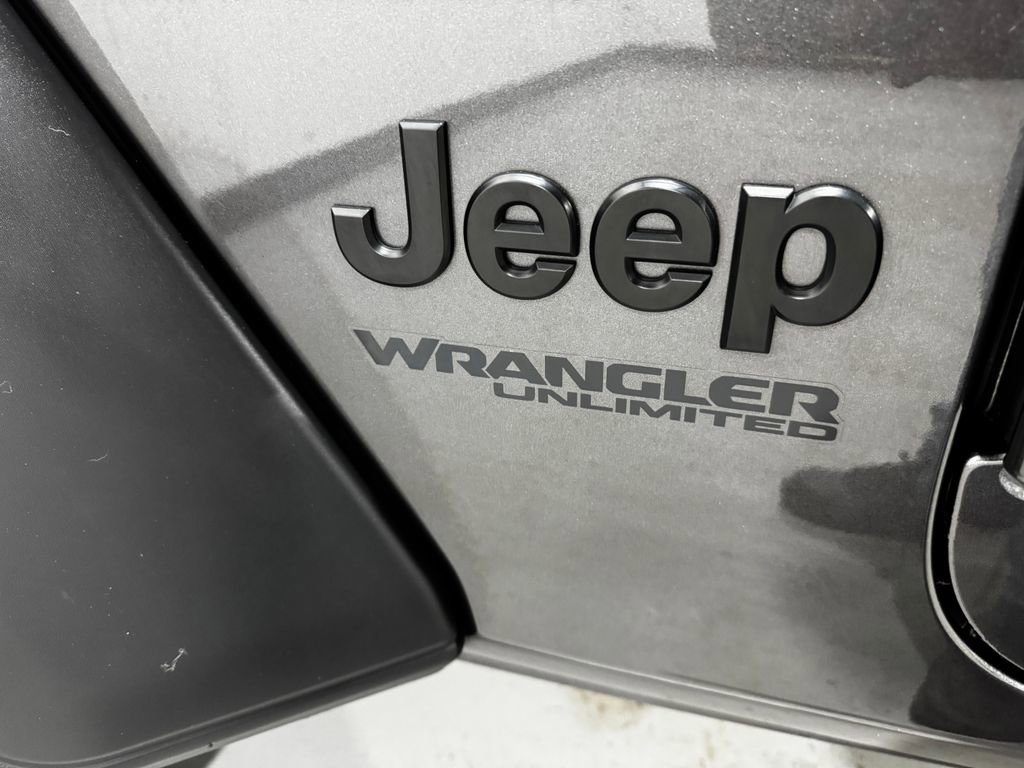 Used 2022 Jeep Wrangler Unlimited Sport image 33