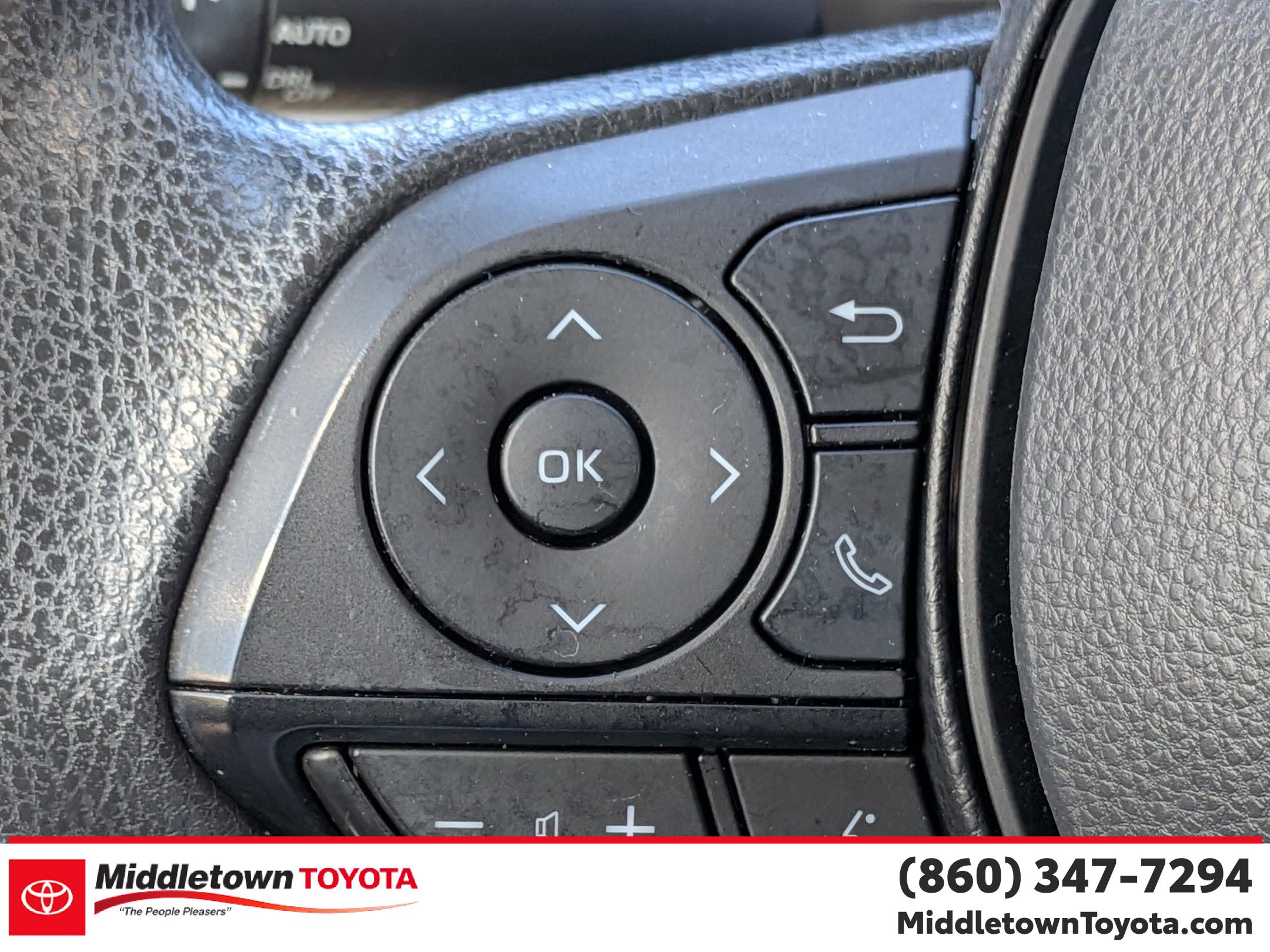 Used 2023 Toyota Corolla LE image 19